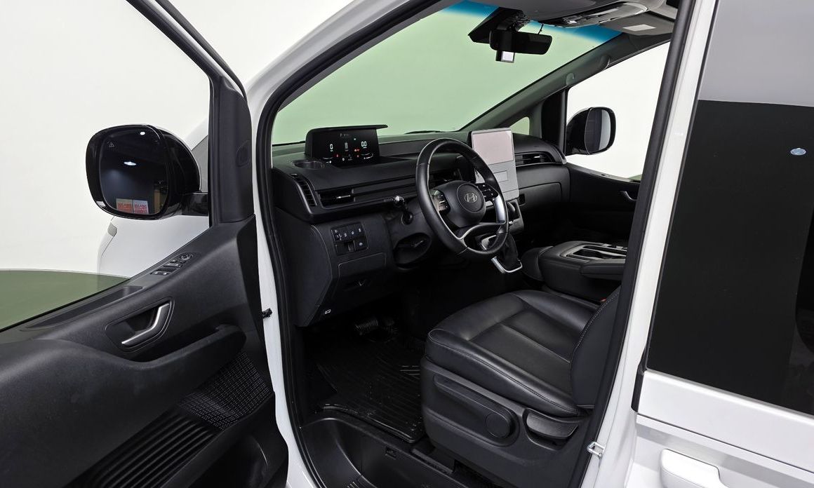 Hyundai Staria 2025