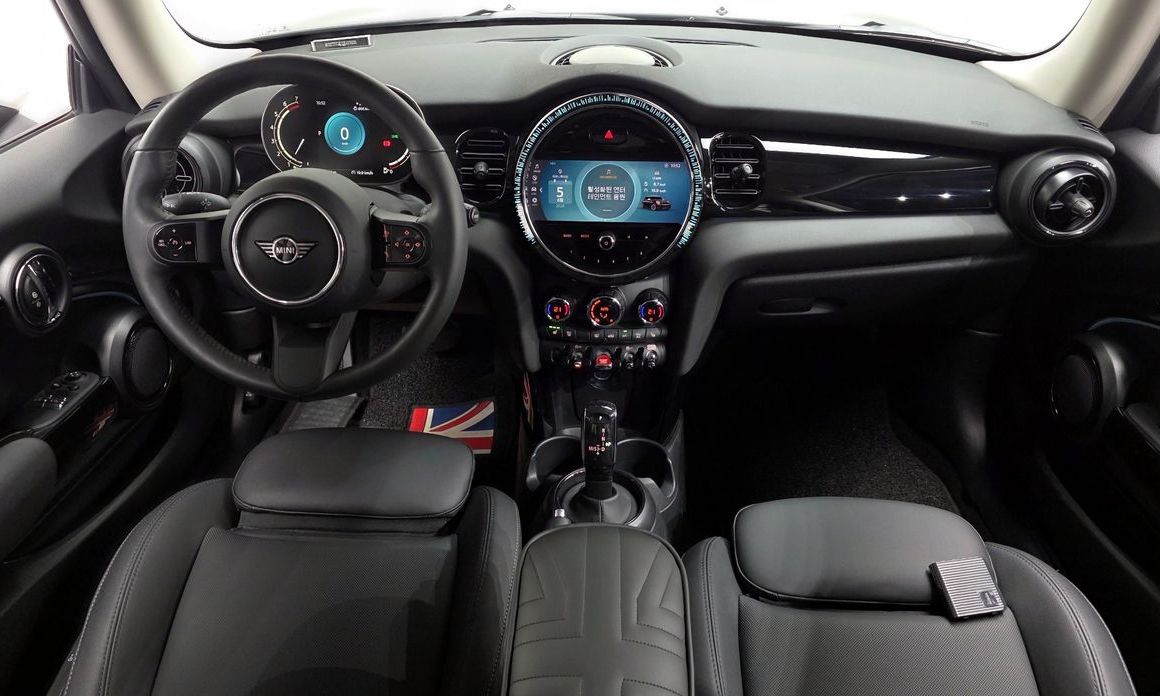 Mini Cooper 2024