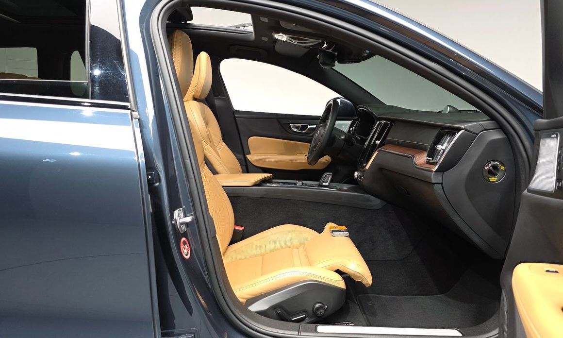 Volvo V60 2021
