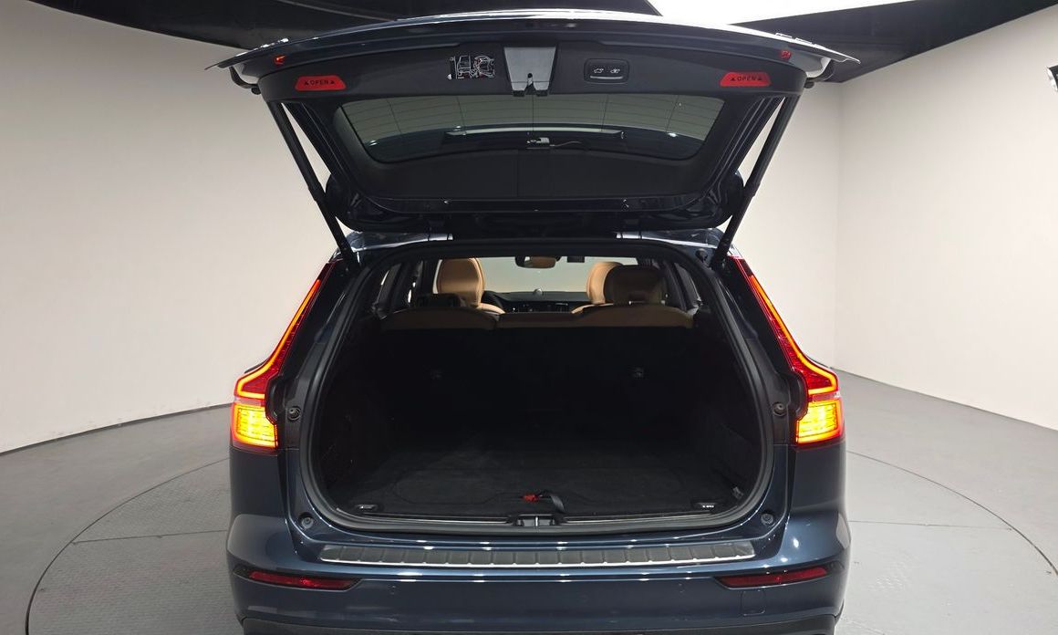 Volvo V60 2021