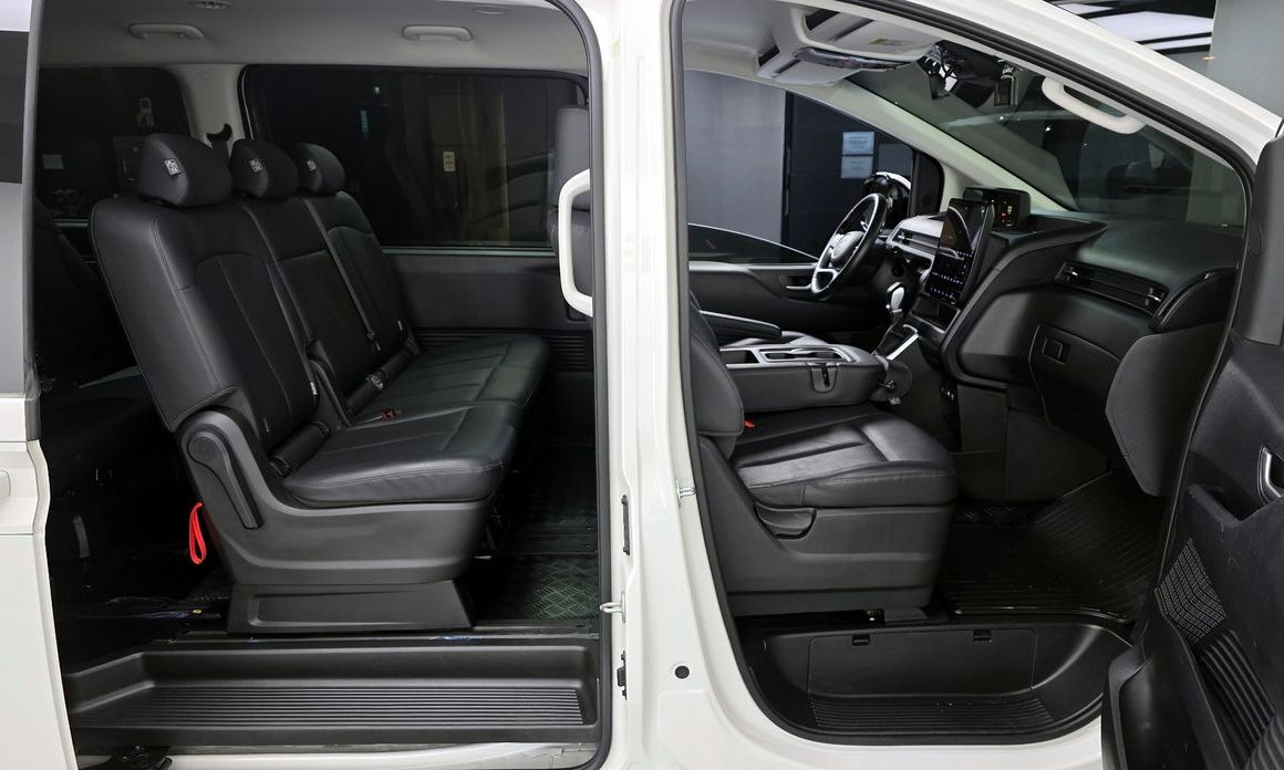 Hyundai Staria 2025