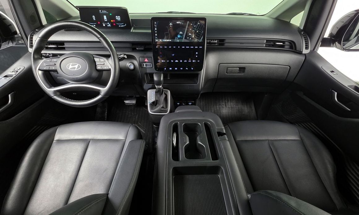 Hyundai Staria 2025