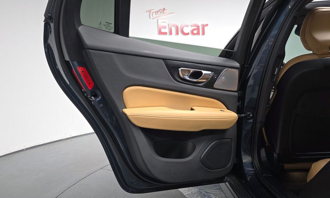 Volvo V60 2021