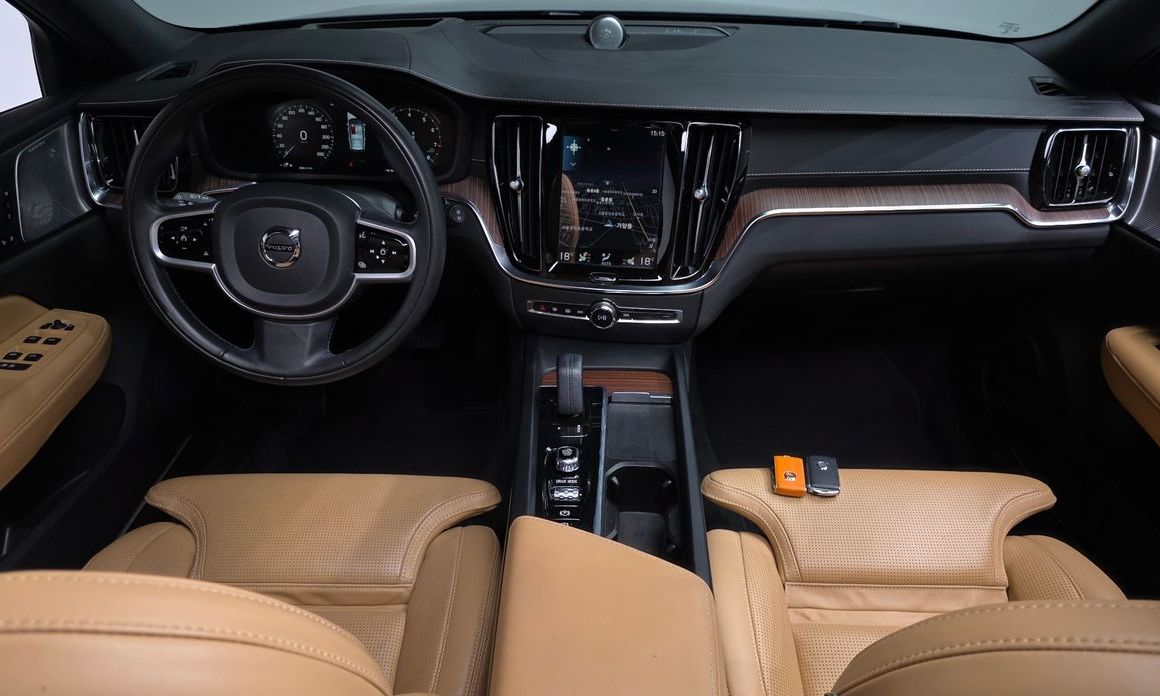 Volvo V60 2021