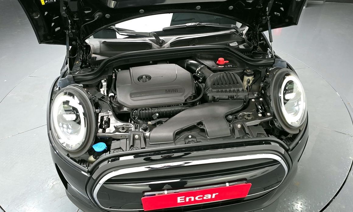 Mini Cooper 2024