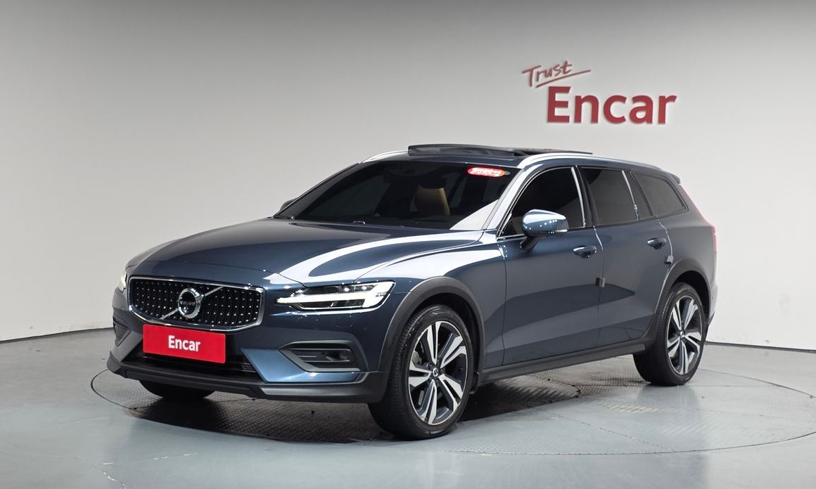 Volvo V60 2021