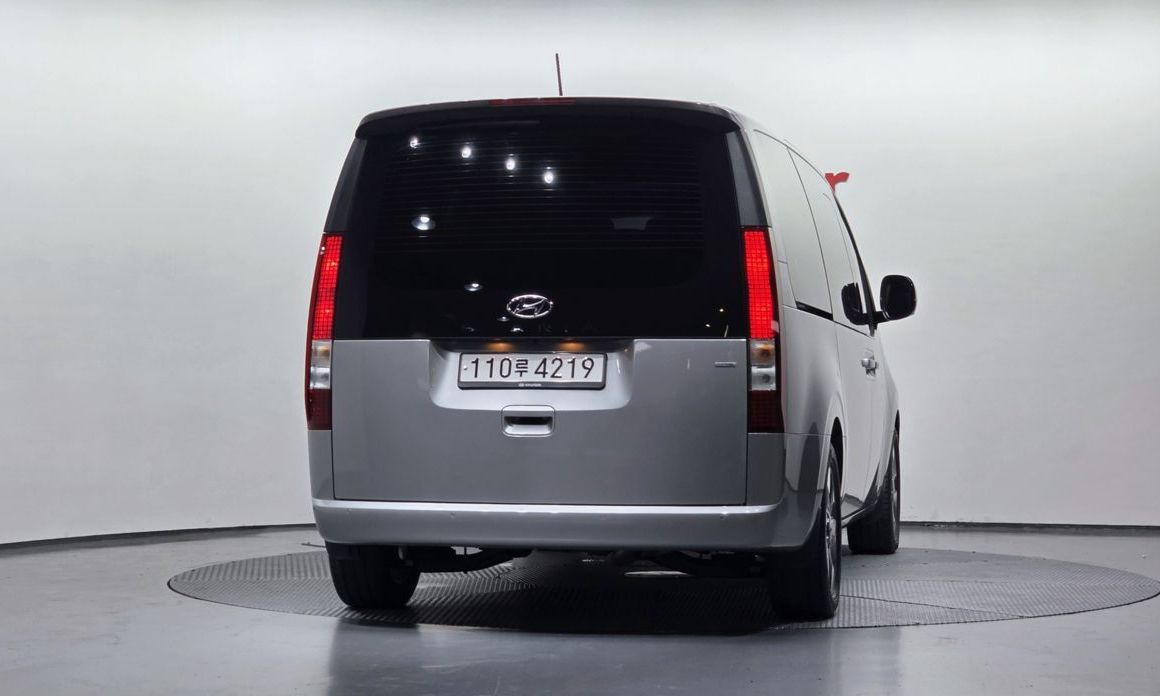 Hyundai Staria 2023