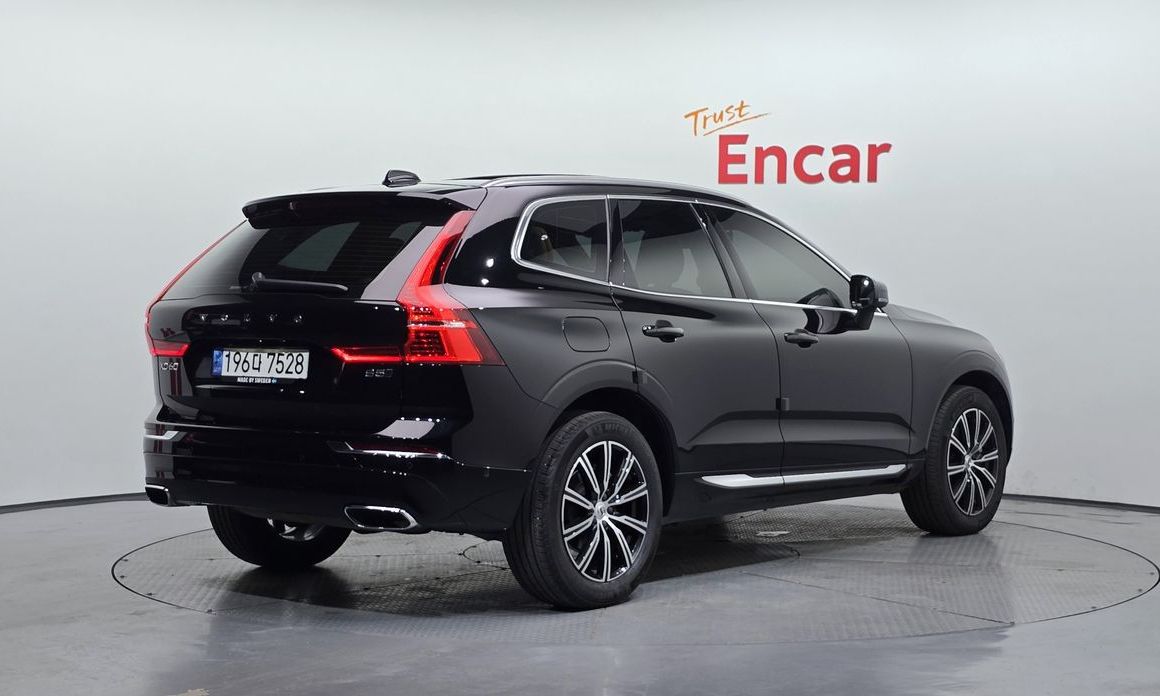 Volvo XC60 2021