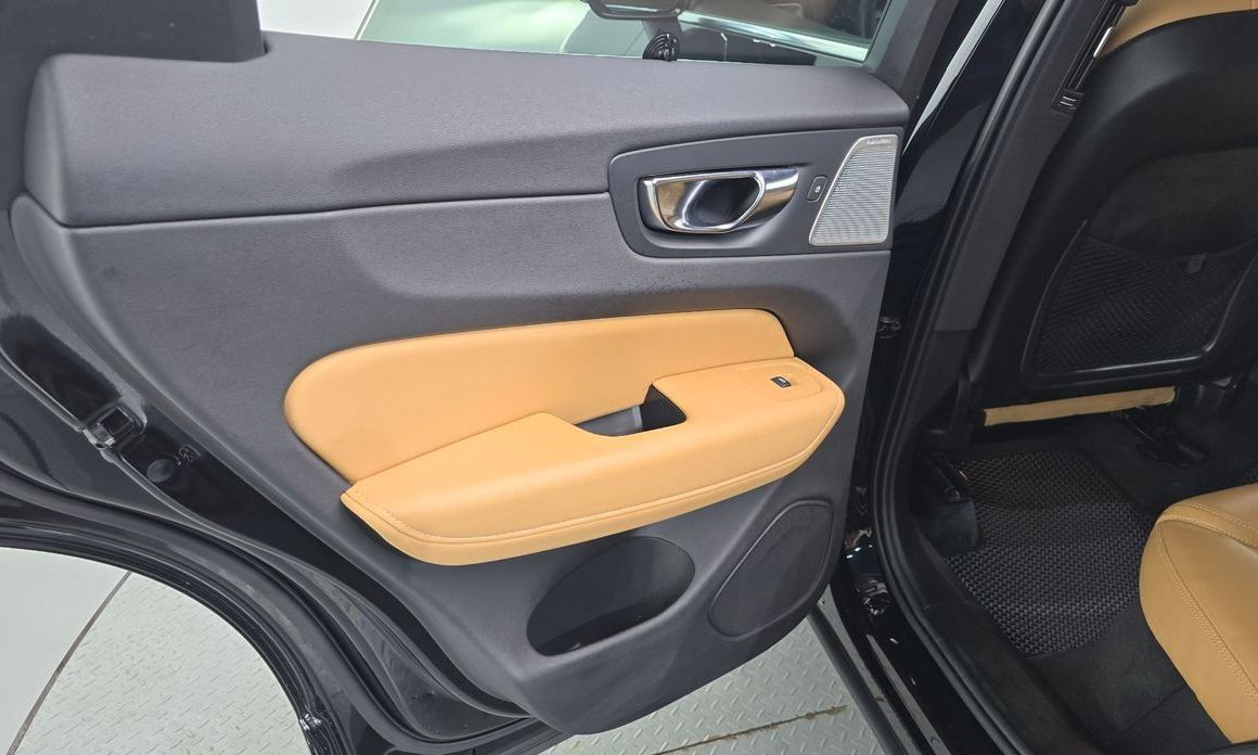 Volvo XC60 2021