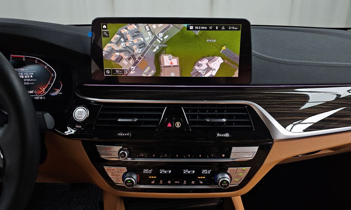BMW 5-Series 2021
