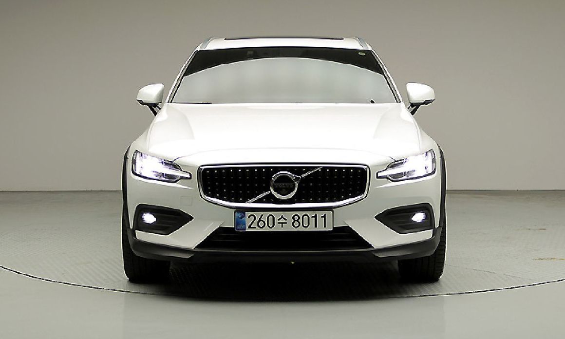 Volvo V60 2022