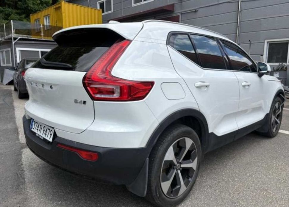 Volvo XC40 2023