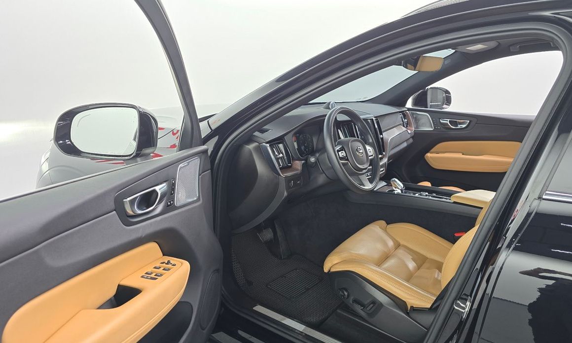 Volvo XC60 2021