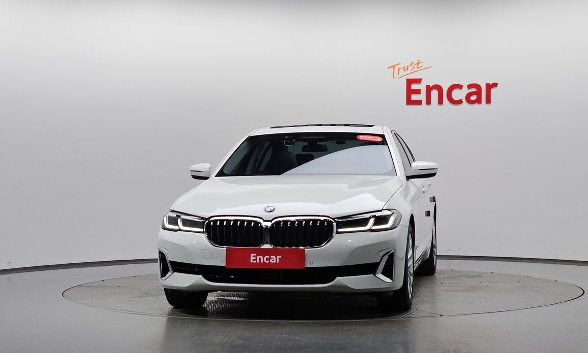 BMW 5-Series 2021