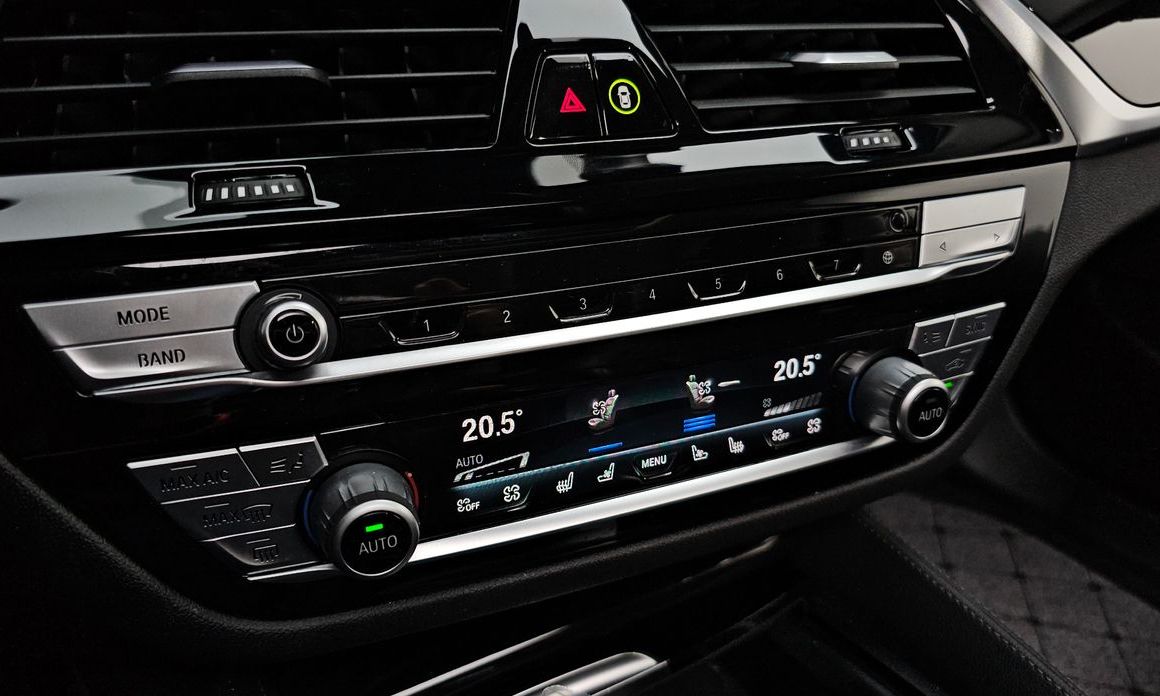 BMW 5-Series 2021
