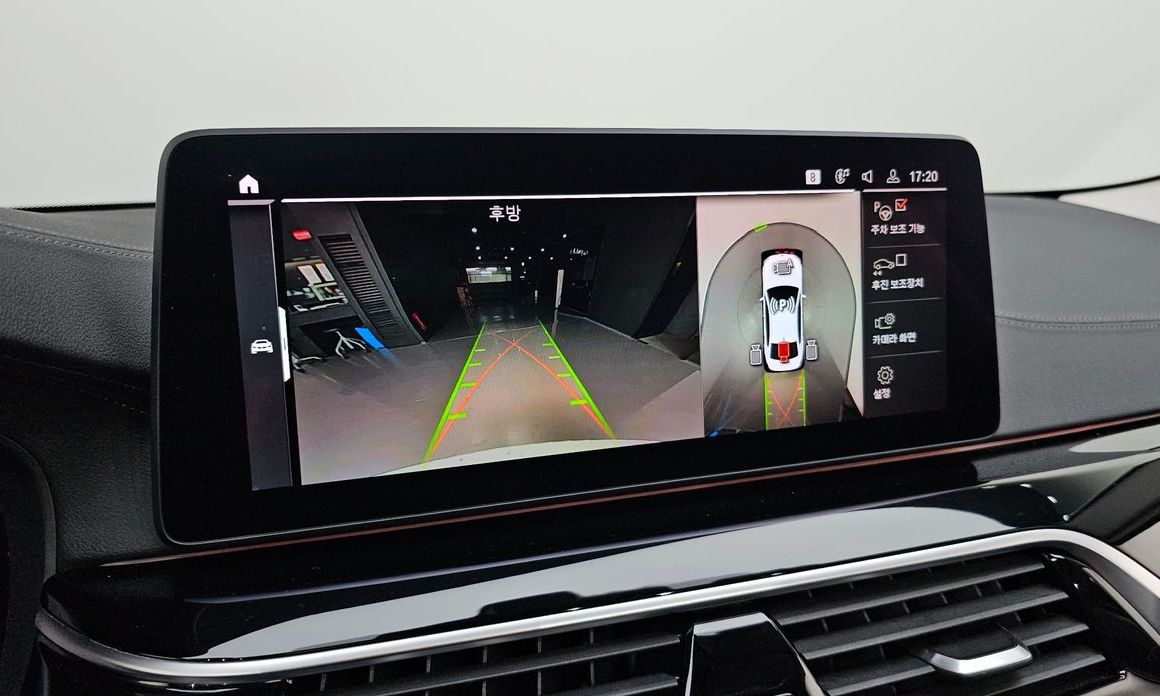 BMW 5-Series 2021