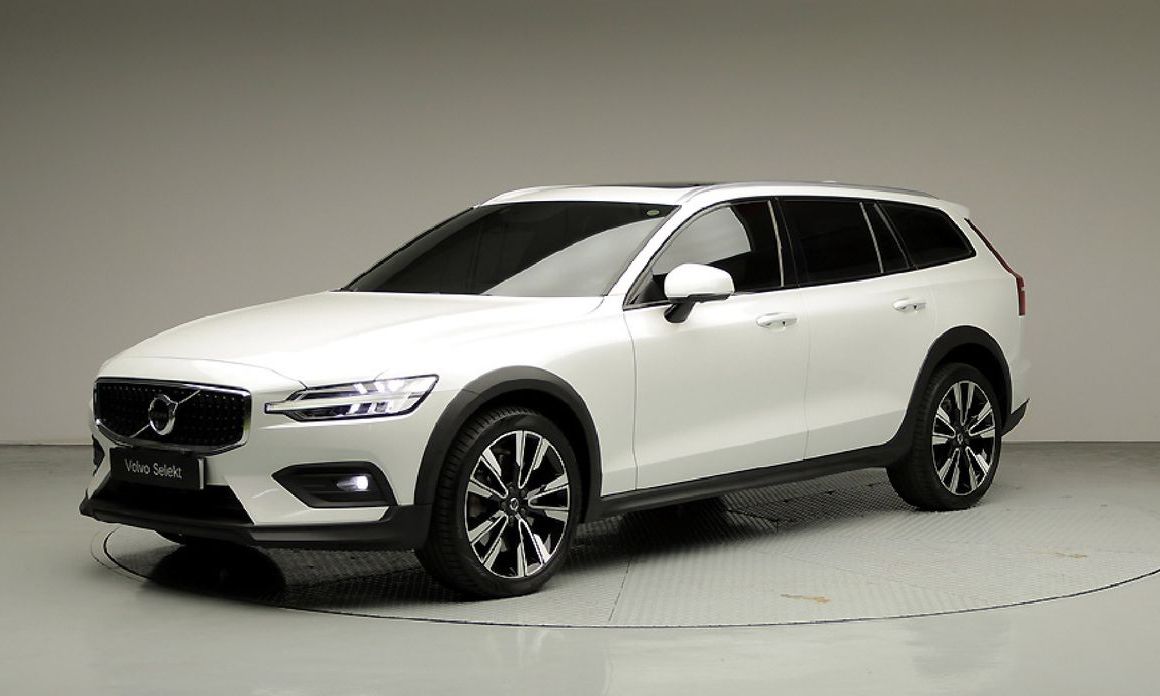 Volvo V60 2022