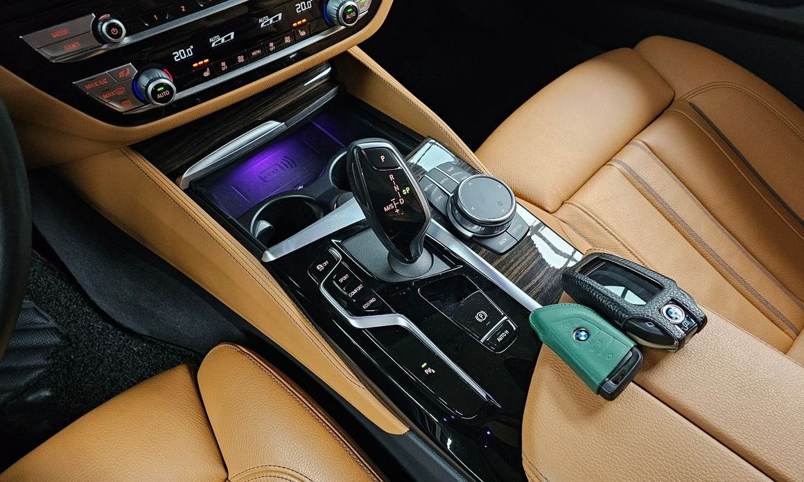 BMW 5-Series 2021