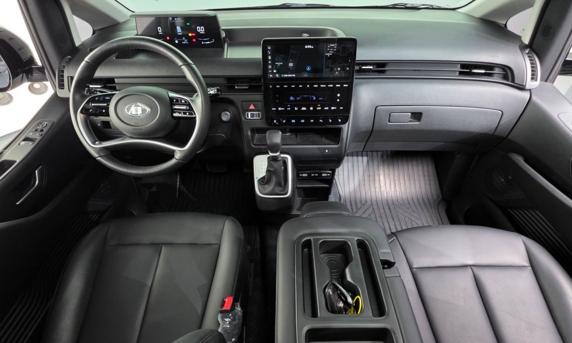 Hyundai Staria 2023