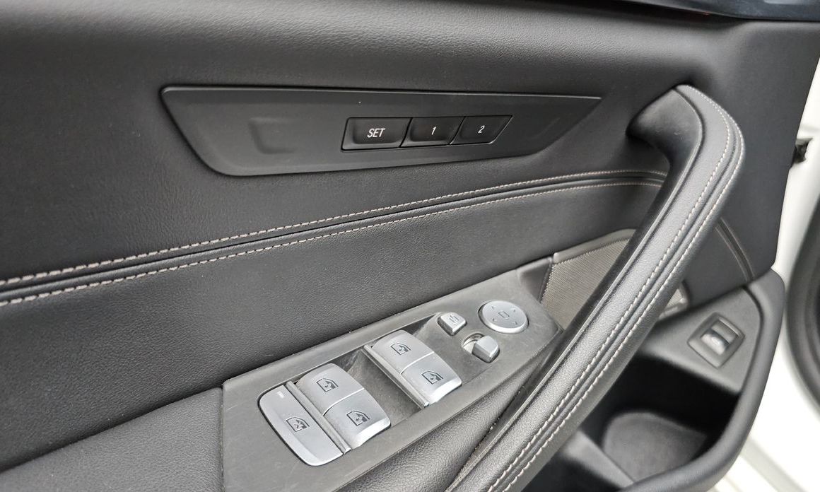 BMW 5-Series 2021