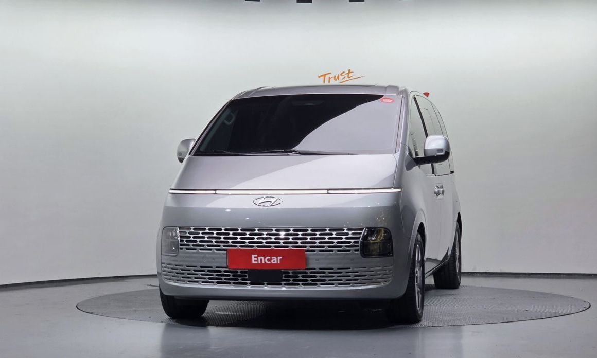 Hyundai Staria 2023