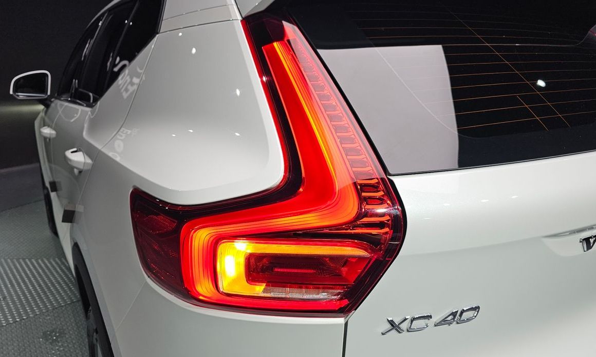 Volvo XC40 2023