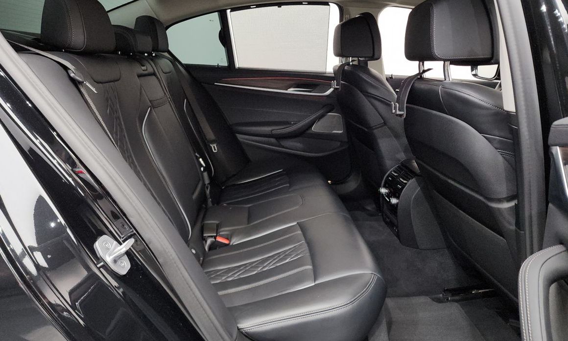 BMW 5-Series 2022