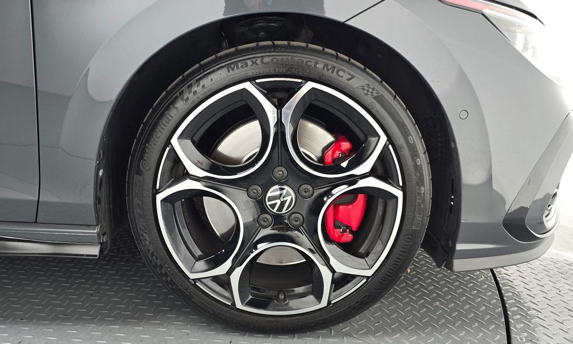 Volkswagen Golf 2024