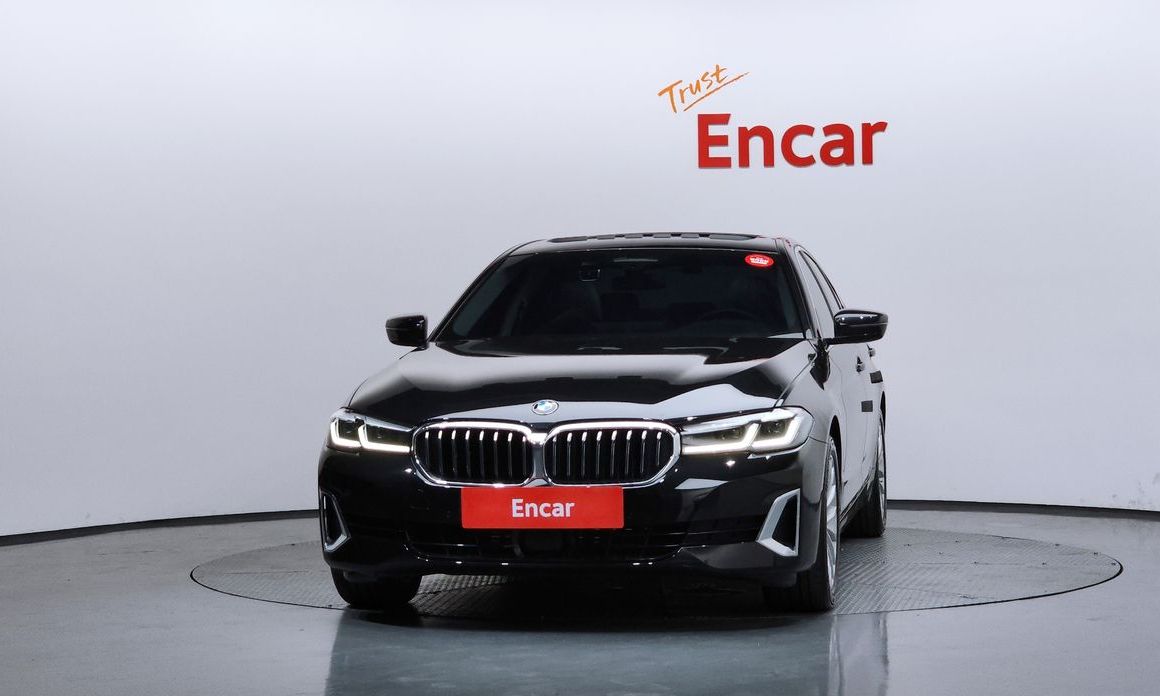 BMW 5-Series 2022