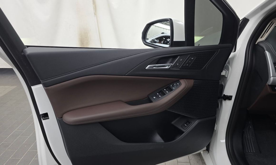 BMW 2-Series 2025