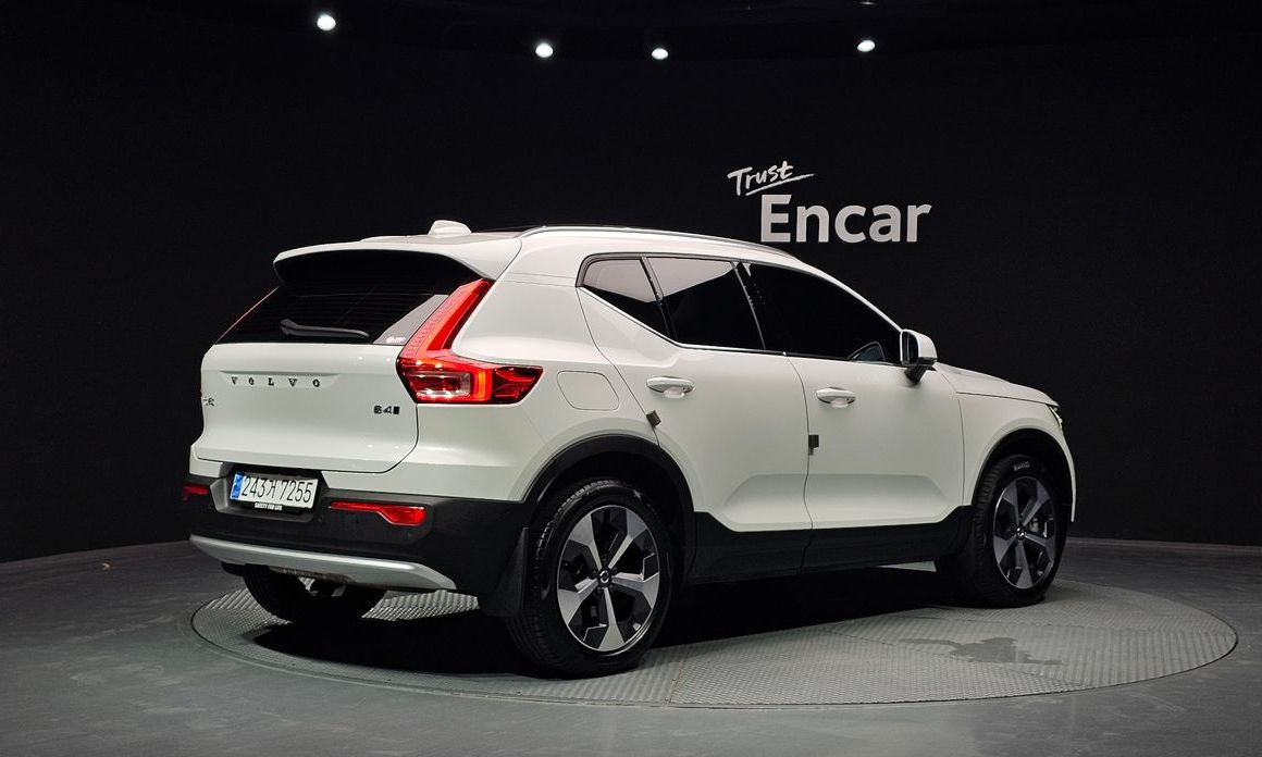 Volvo XC40 2023