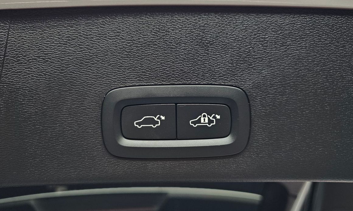 Volvo XC40 2023
