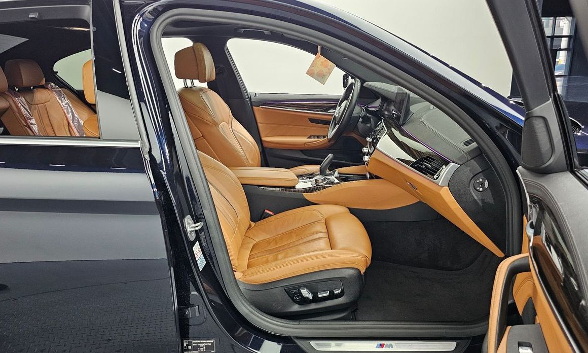 BMW 5-Series 2022