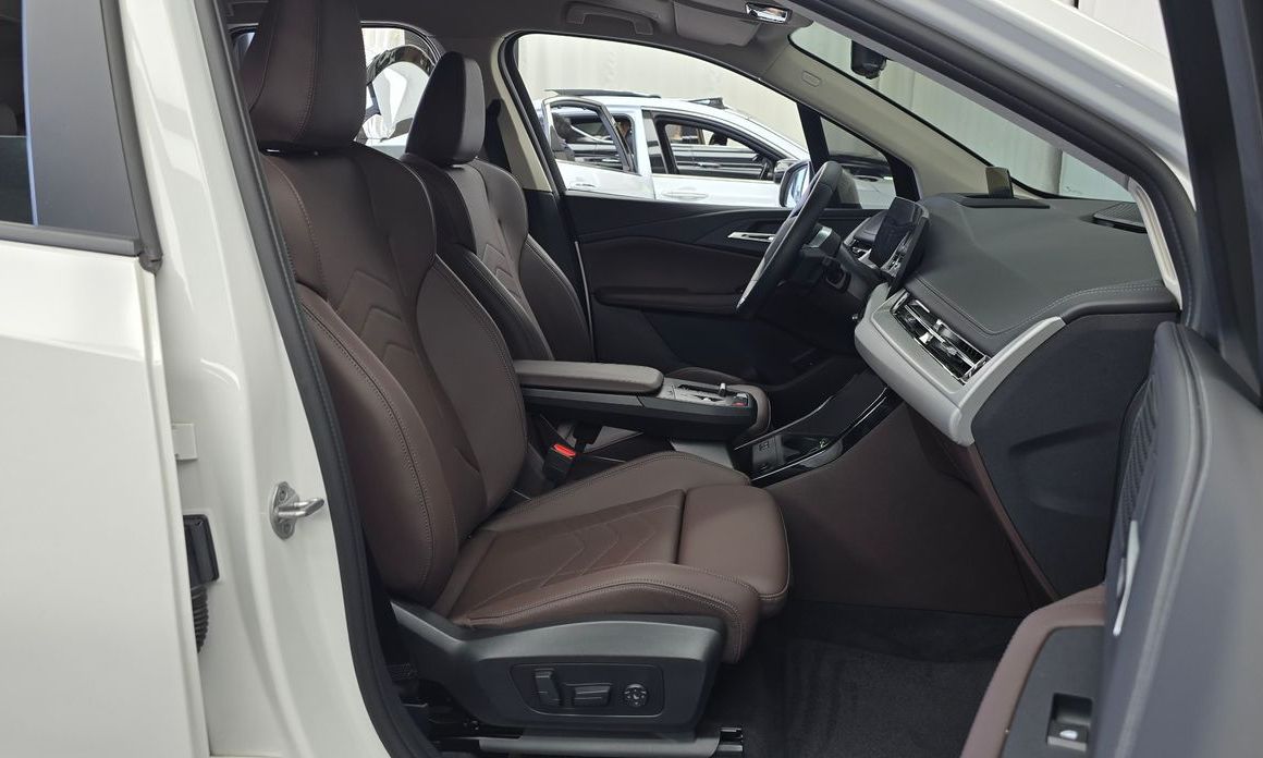 BMW 2-Series 2025