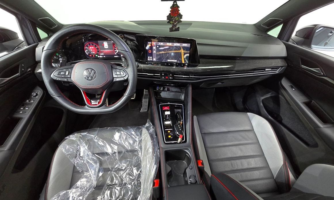 Volkswagen Golf 2024