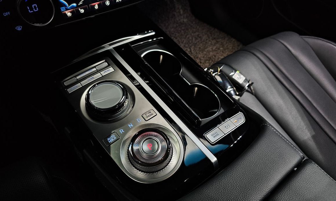 Genesis G80 2023
