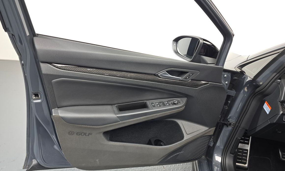 Volkswagen Golf 2024