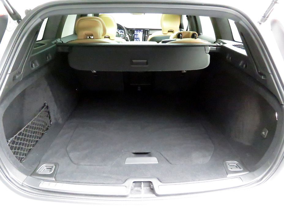 Volvo V60 2022