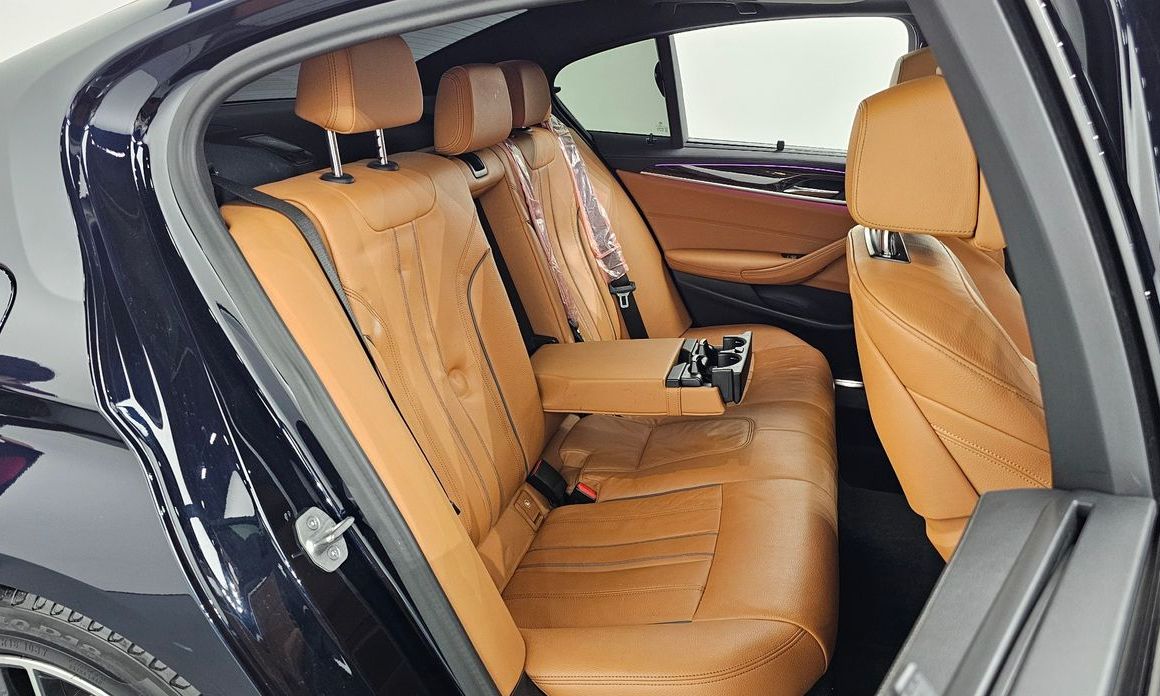BMW 5-Series 2022