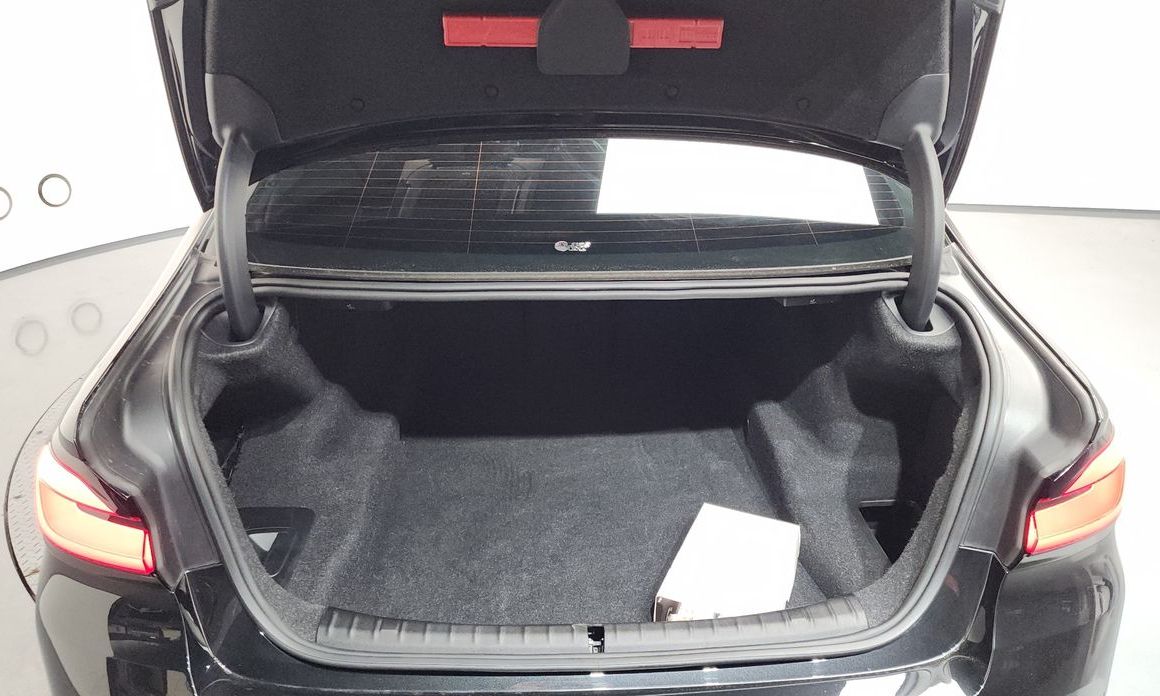 BMW 5-Series 2022