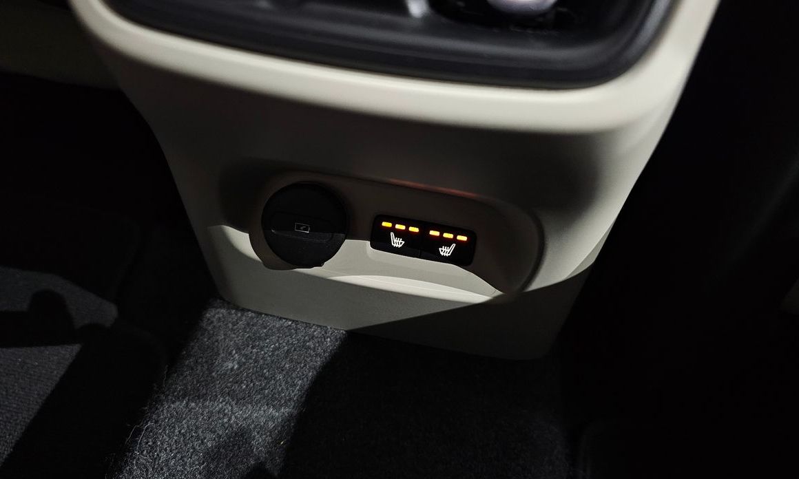 Volvo XC40 2023