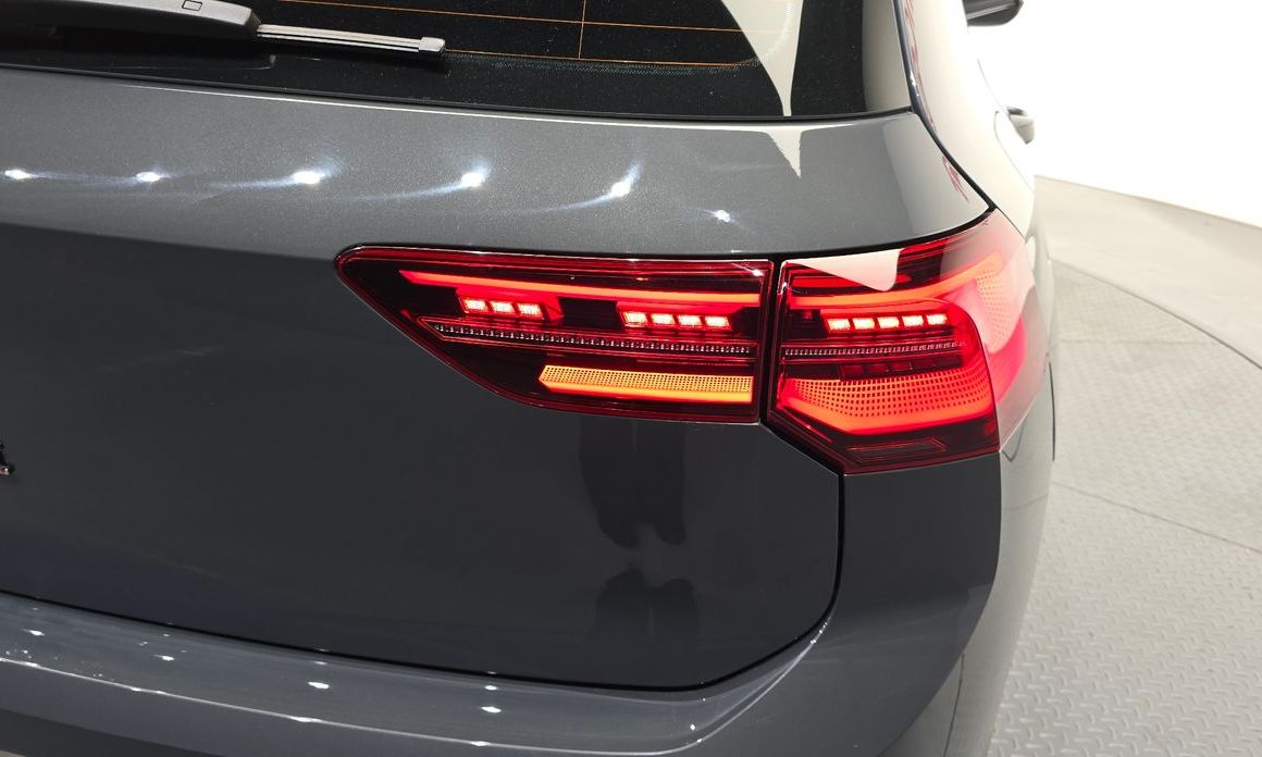Volkswagen Golf 2024