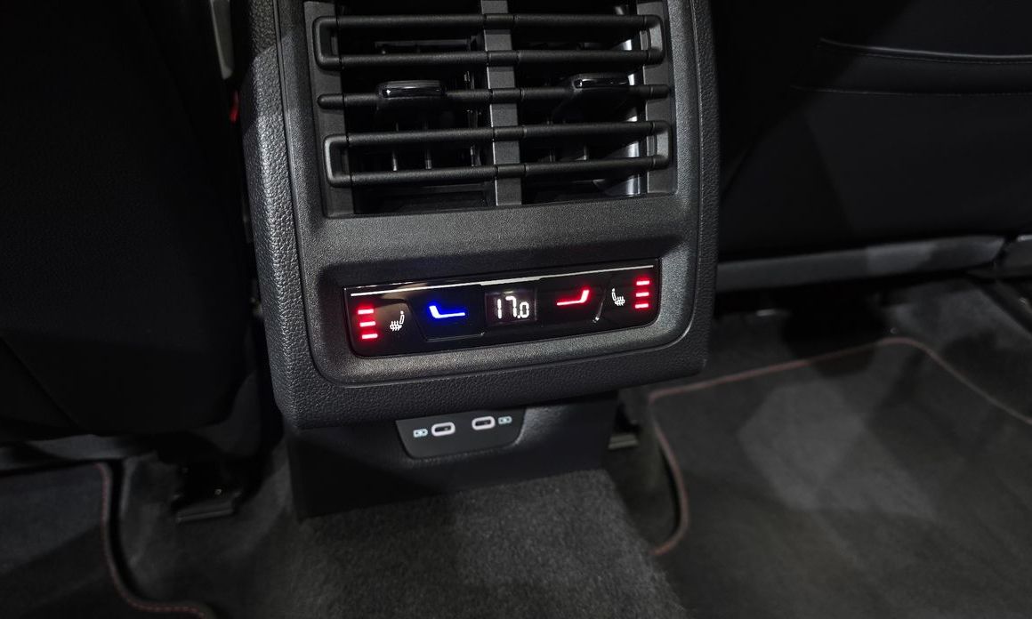 Volkswagen Golf 2024