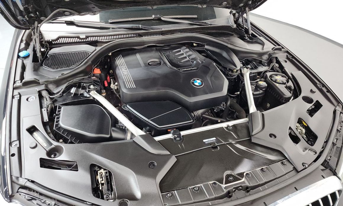 BMW 5-Series 2022