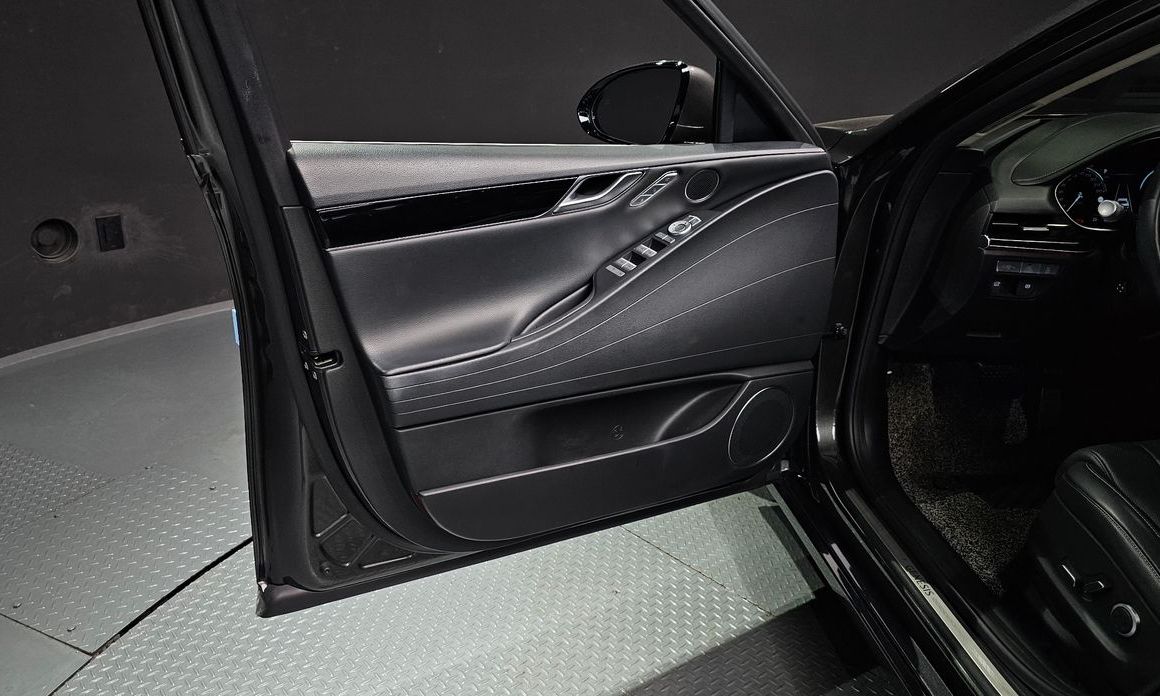 Genesis G80 2023