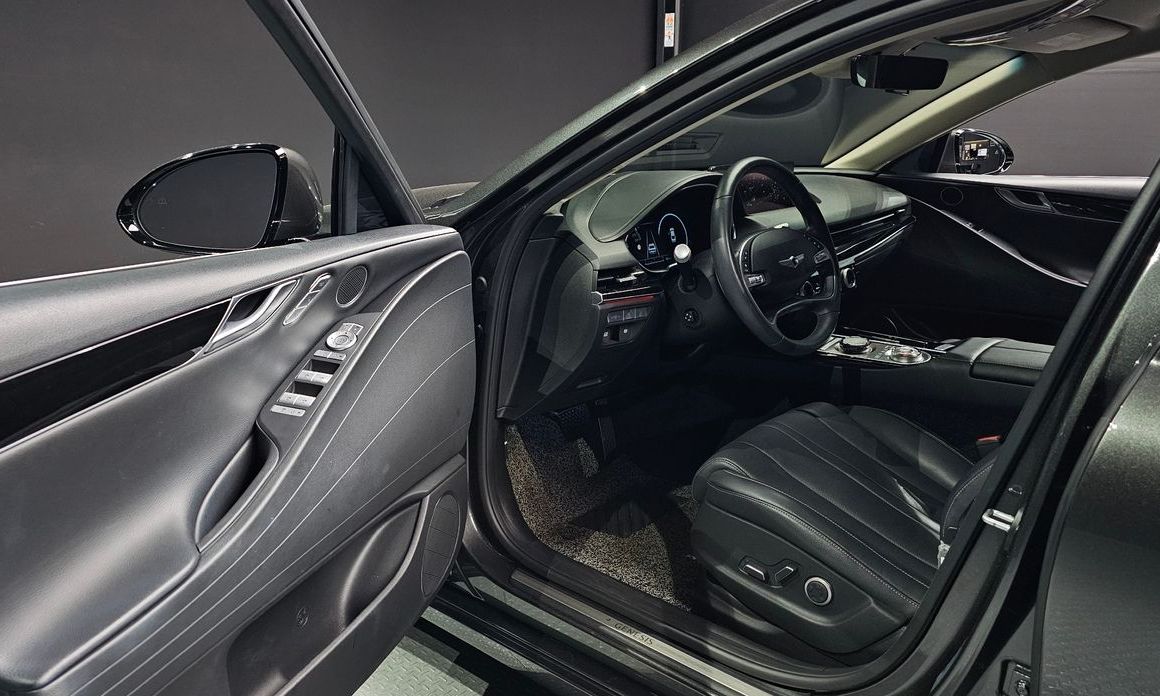 Genesis G80 2023