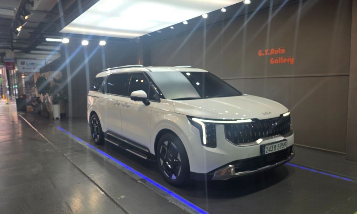 Kia Canival 2025