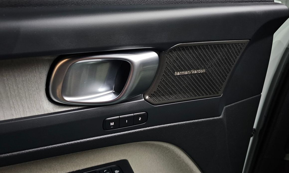 Volvo XC40 2023