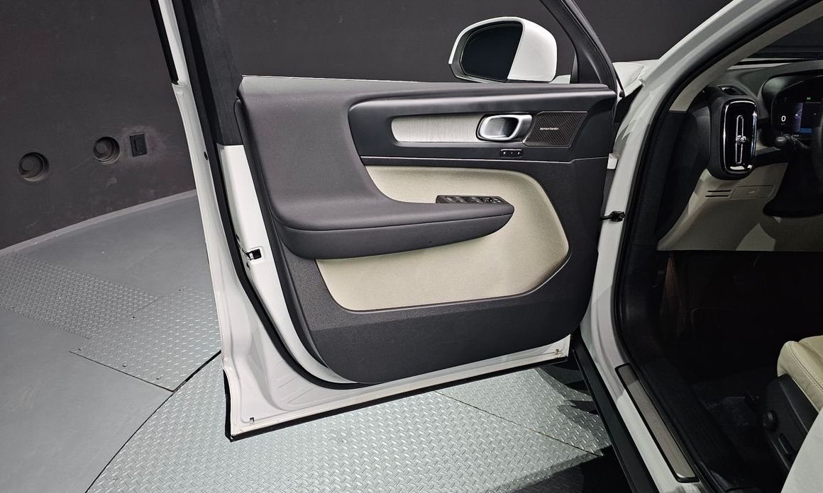 Volvo XC40 2023