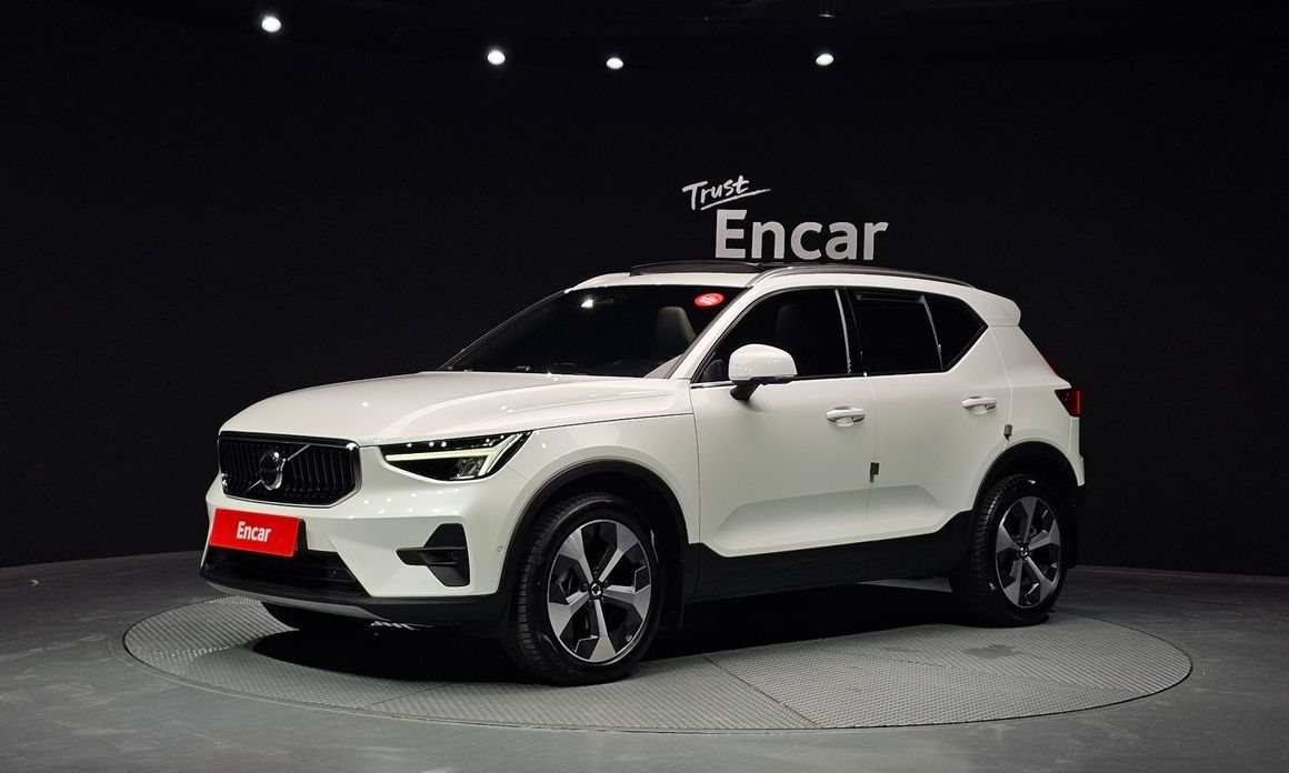 Volvo XC40 2023